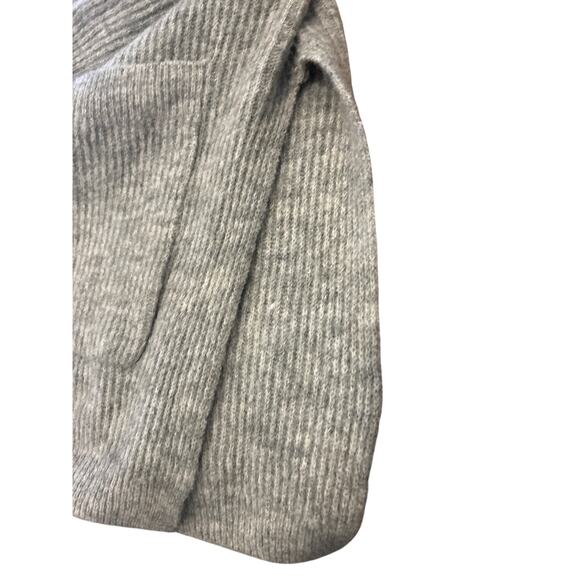 H&M angora like cozy oversized cardigan size small - Picture 4 of 8
